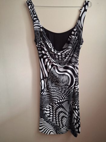 Robe blanche et noire M