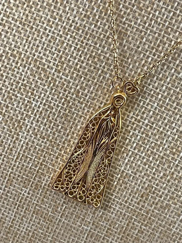 Collier Vierge Marie en filigrane - photo numéro 2