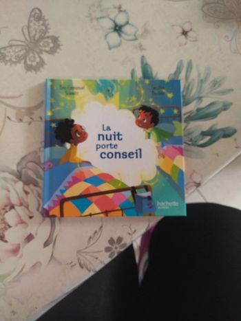 La nuit porte conseil