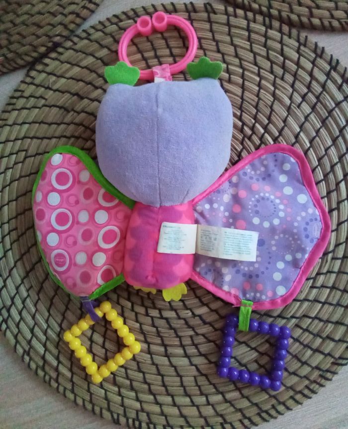 Lot papillon d'activités à accrocher et grelot Sophie la girafe 1er âge - photo numéro 6