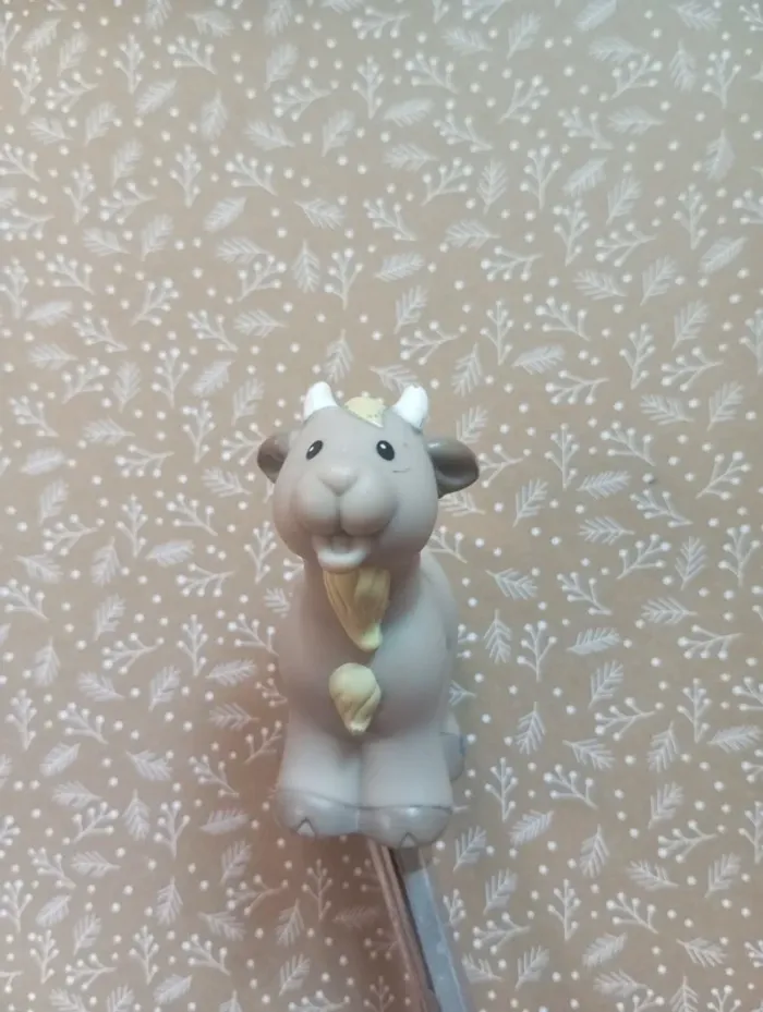 Figurine chèvre - photo numéro 2
