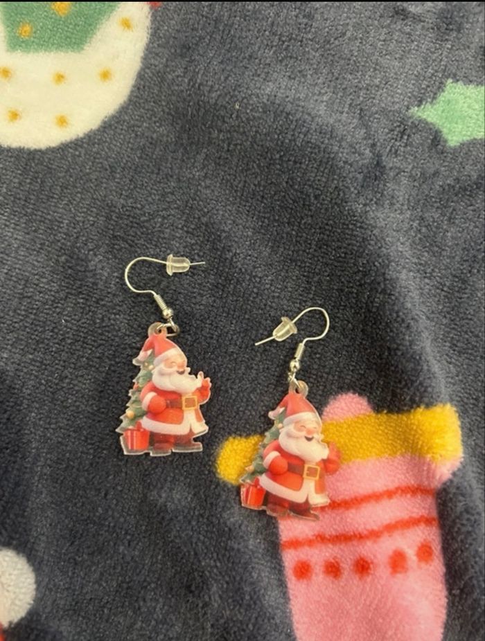 Boucles d oreilles père Noël