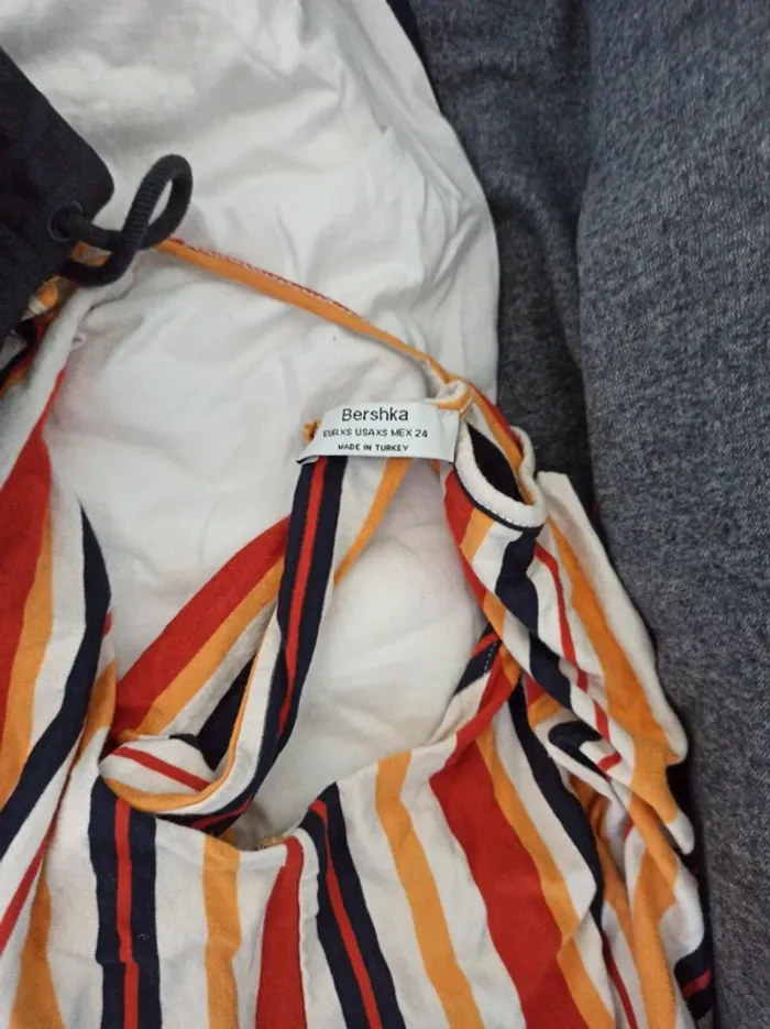 Lot de 12 vêtements femme taille xs/d (lot 10 ) - photo numéro 4