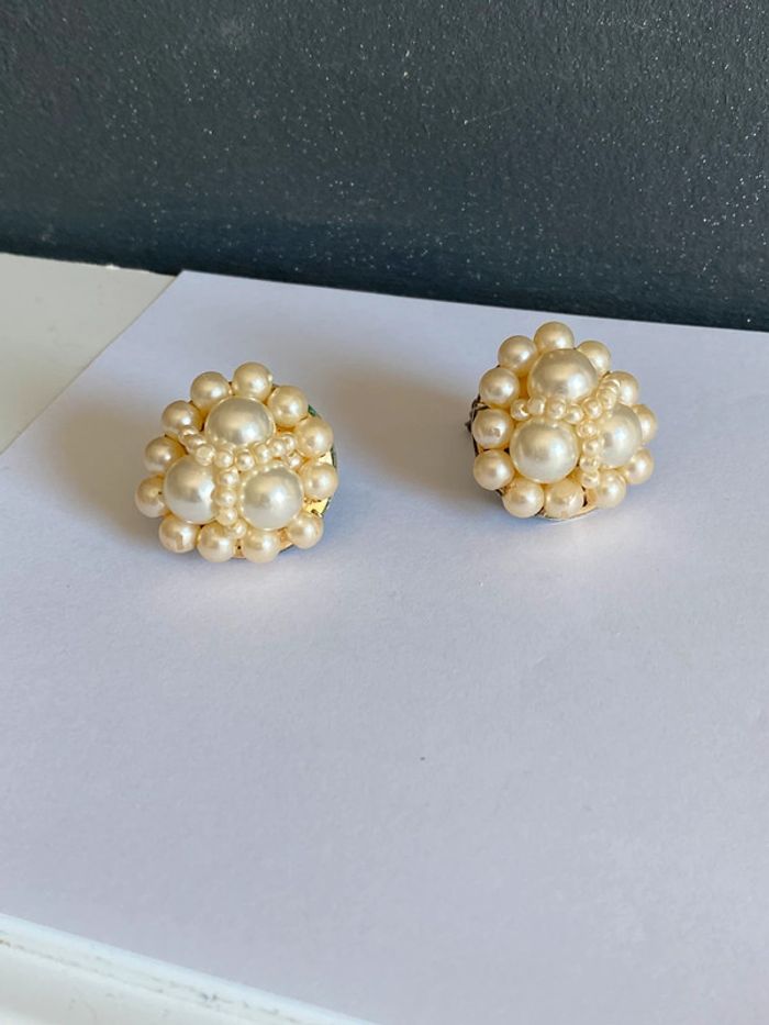 Boucles d’oreilles clips fantaisie à perles