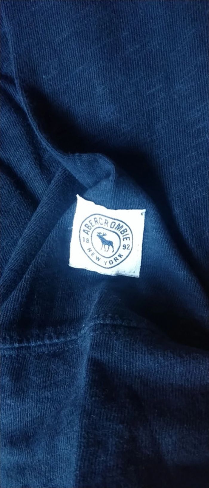 Tee shirt marine logo abercrombie garçon 11 ans - photo numéro 7