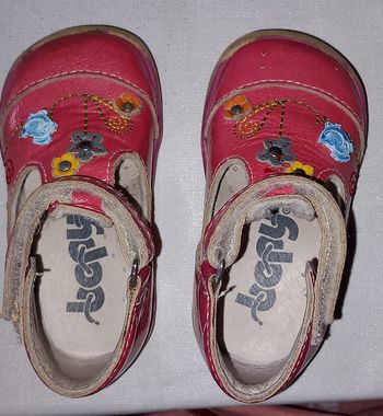 Chaussures 1ers pas pointure 18