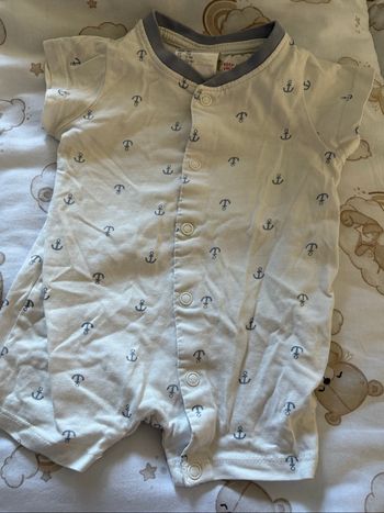 Vêtement bébé H&M