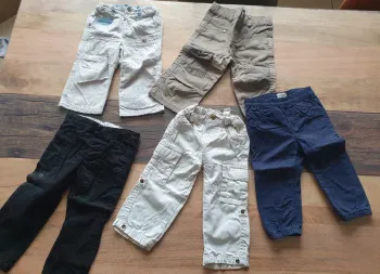 Lot 5 pantalons 18 mois