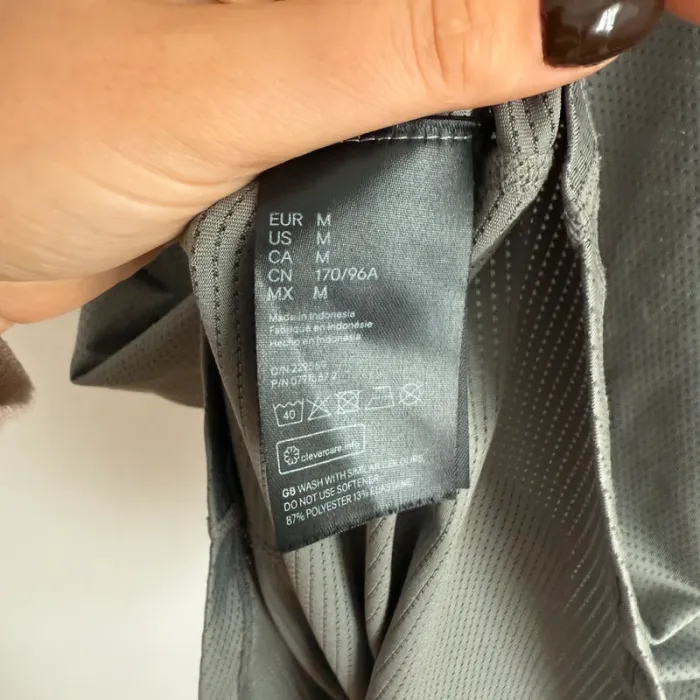 Haut de sport - photo numéro 5