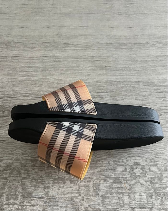 Claquette Burberry - photo numéro 5