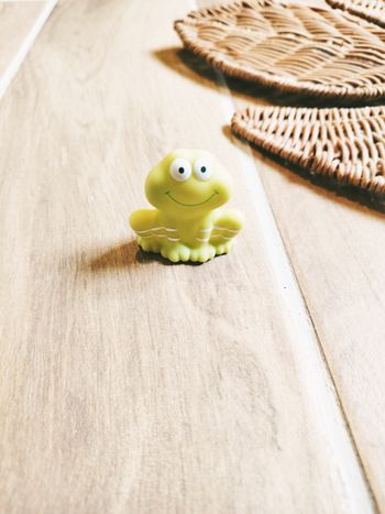 🍓Figurine/mascotte Rainette Grenouille de Charlotte aux fraises poupée Meringue Citron Altaya