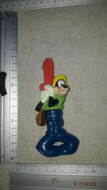 Figurine Dingo Max  de Disney