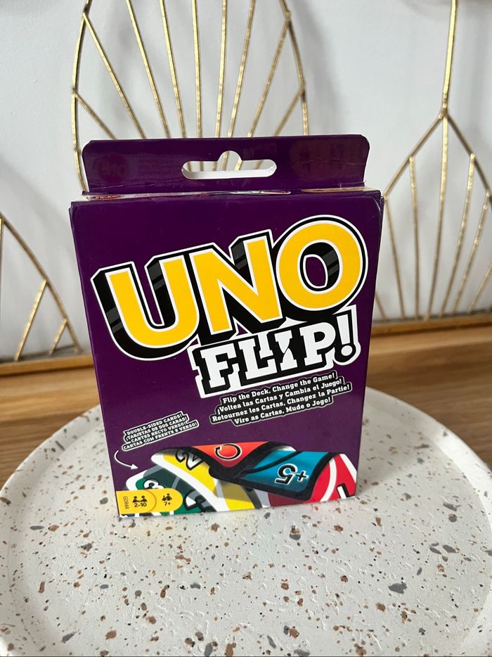 Uno Flip – Neuf