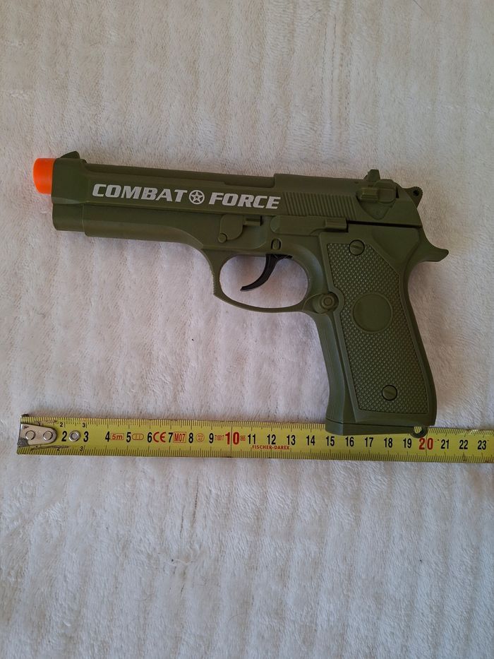 lot de pistolets en plastiques pour enfants et accessoires - photo numéro 4