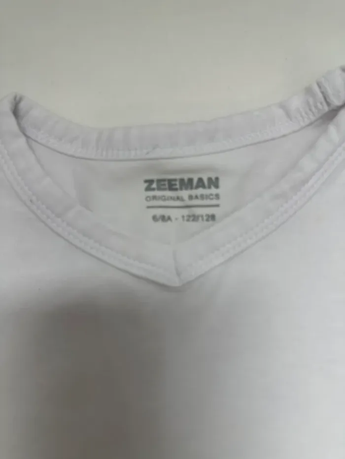 Tee-shirt blanc Zeeman – Col V – Taille 6/8 ans - photo numéro 2