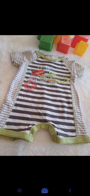 Combinaison d été bébé taille 1 mois