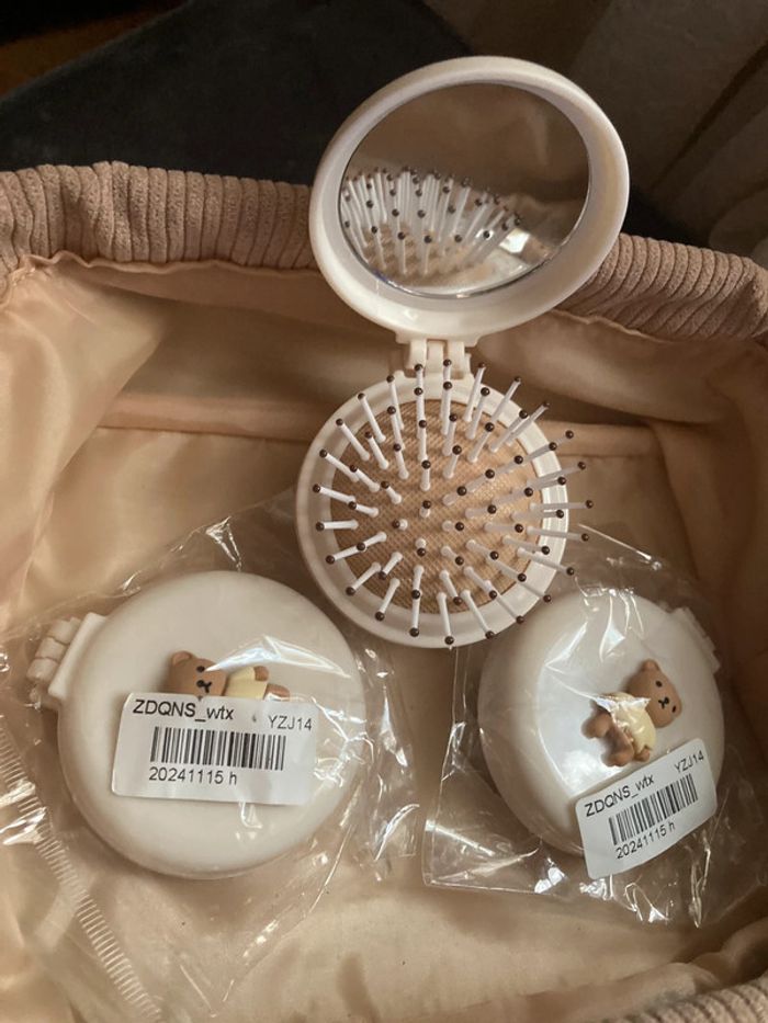 Lot 3 brosses cheveux