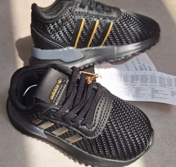 Basket Adidas neuf