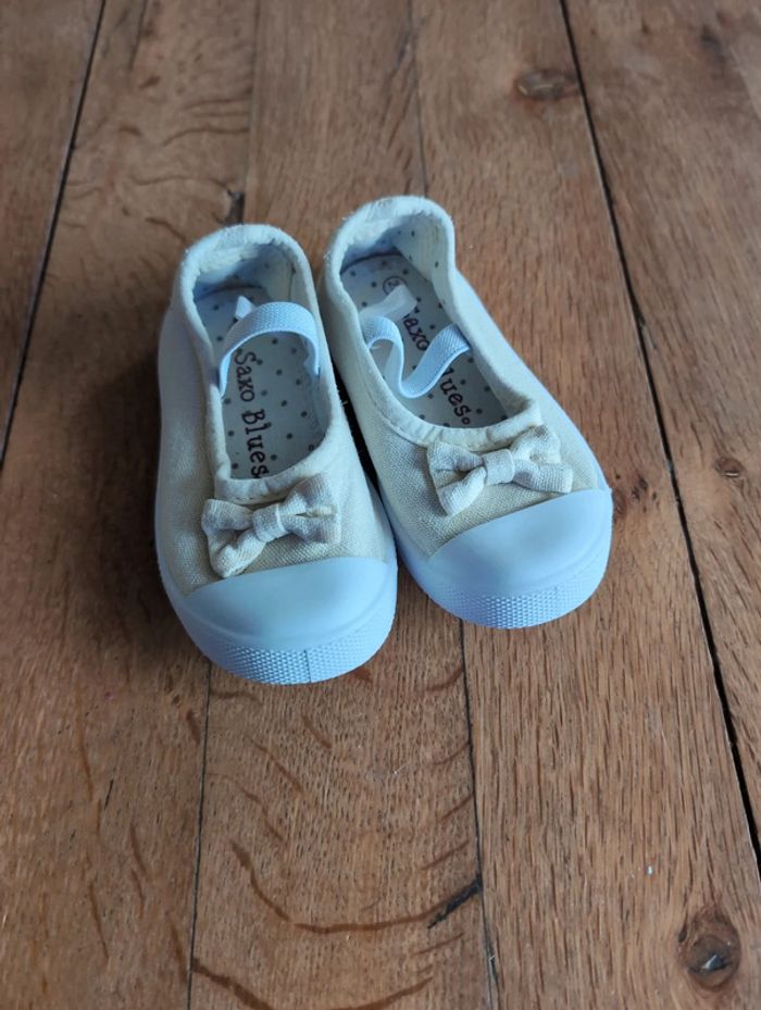 Chaussures pointure 23