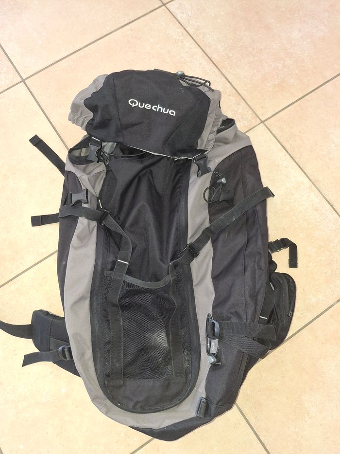Sac de randonnée voyage 70 litre quechua forclaz