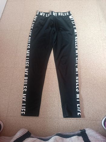 Un leggings pour le sport taille s