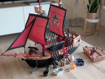 Playmobil 70411 Bateau pirates et ses accessoires