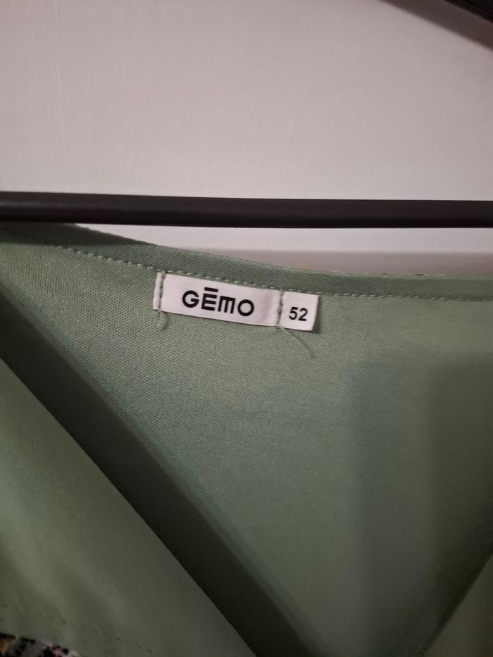 Blouse fleuri taille 52 en très bon état(détail dans l'annonce) - photo numéro 4