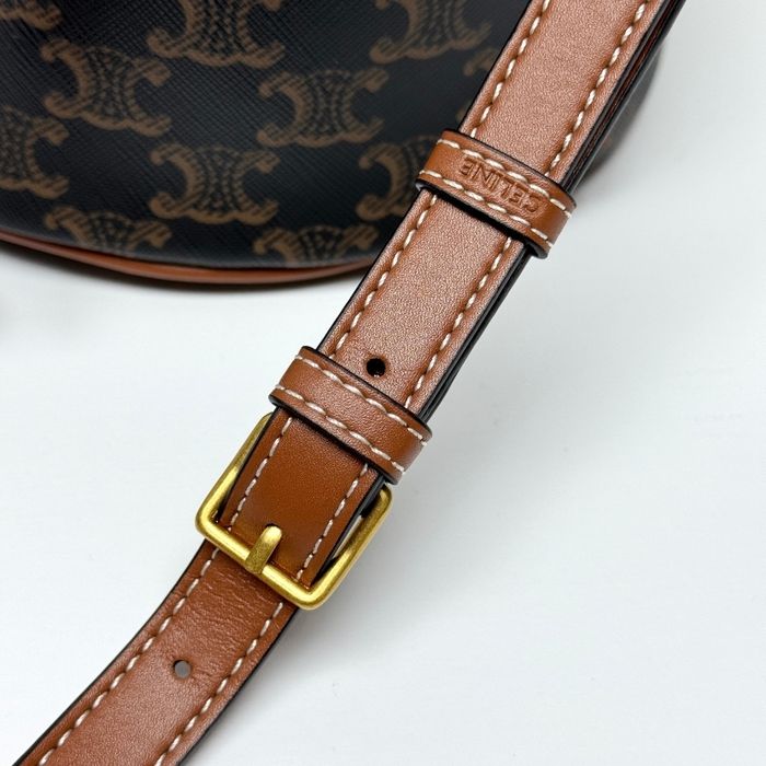 CELINE  121 - photo numéro 6