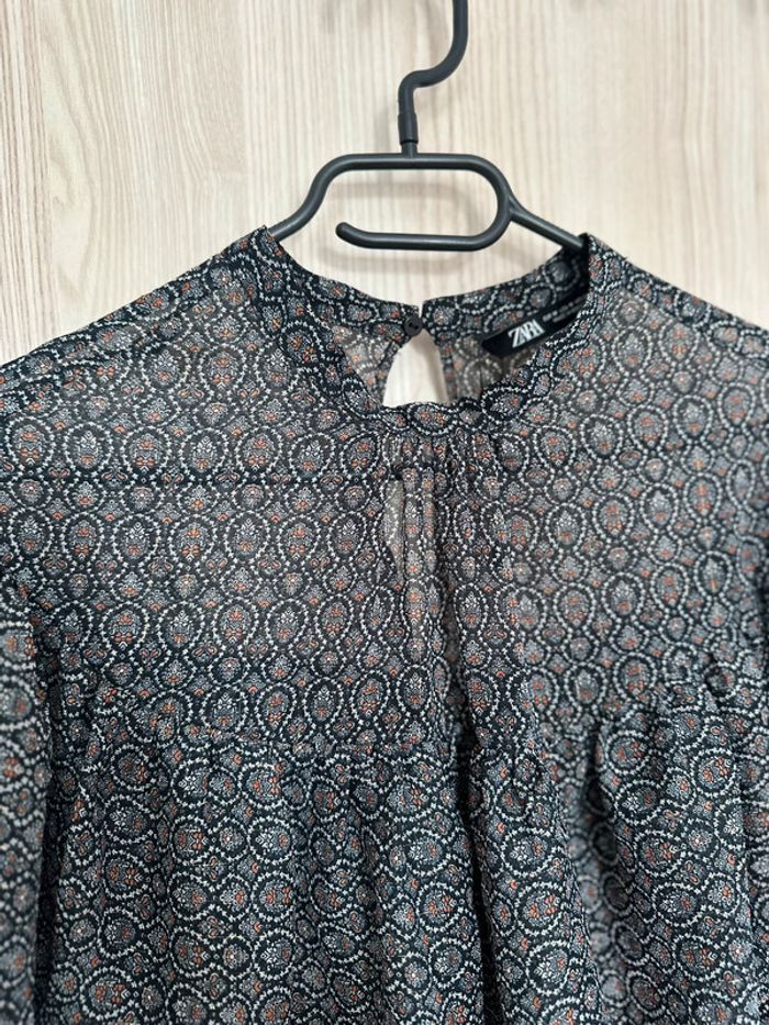 Blouse courte transparente volantée noir blanc taille M ZARA - photo numéro 2
