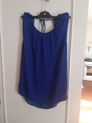 Haut fluide bleu
