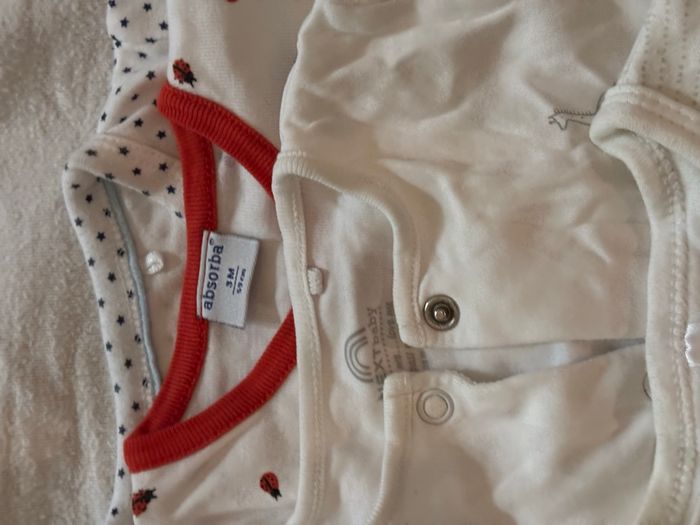 Lot vêtements bébé 0-3 mois – pyjamas, bodies, GYMP & Obaibi - photo numéro 3
