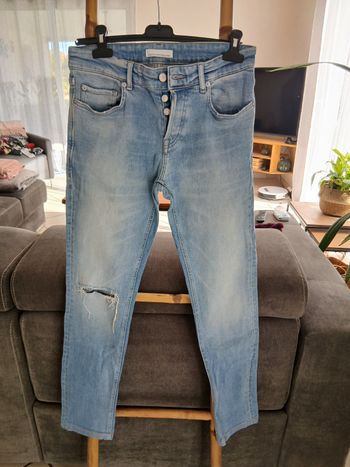 Jean slim. Taille W28 L34.