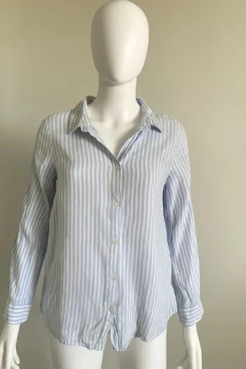 Chemise blanche et bleu taille xxs état neuf