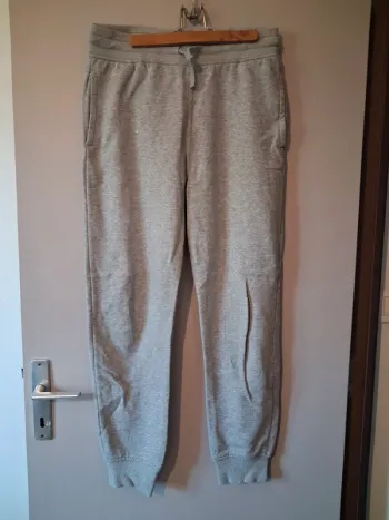 Jogging gris