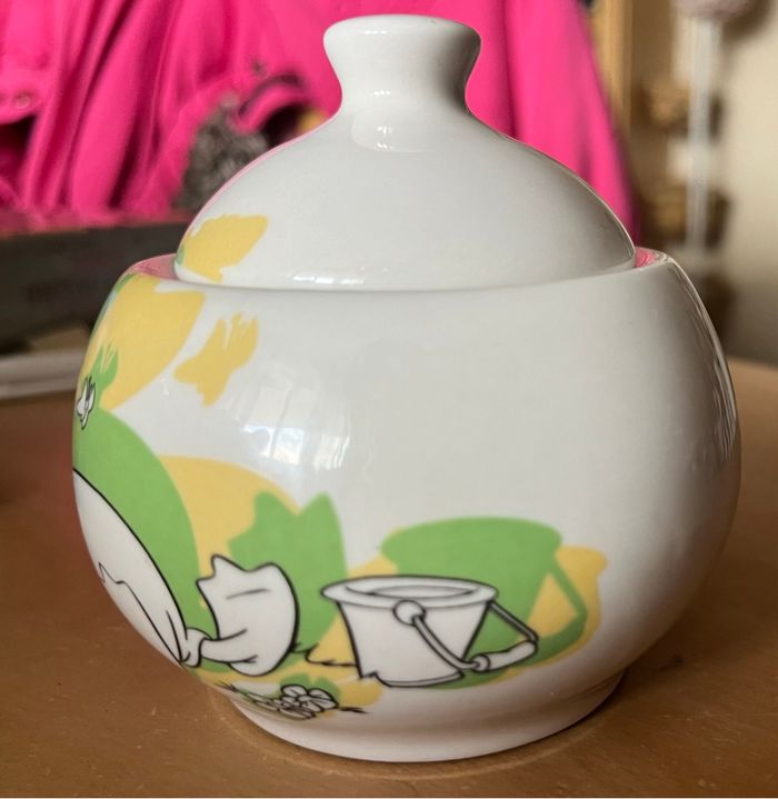 Pot disney avec couvercle - photo numéro 4