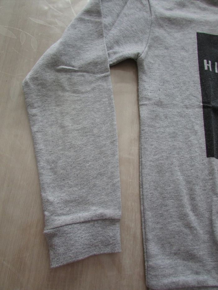 Sweat Kiabi Taille XS - photo numéro 4