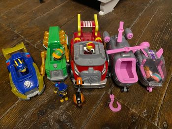 Véhicules pat patrouille en lot