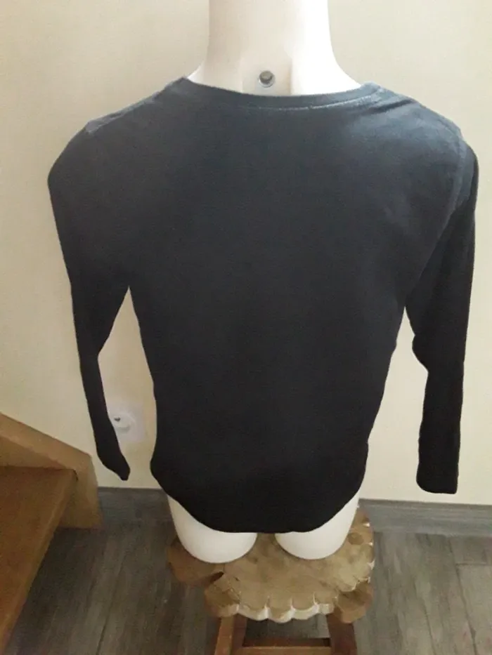 Tee-shirt manches longues 6 ans (114 cm) - photo numéro 4