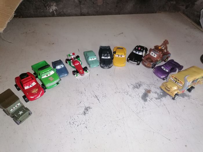 Lot voitures cars - photo numéro 2