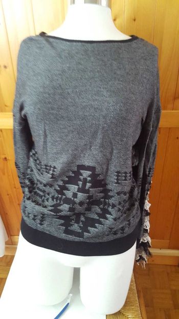 Petit  pull pas.trop épais