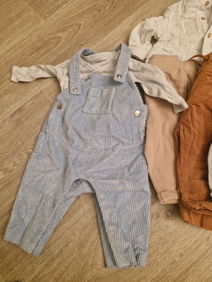 Lot vêtements 6 mois - photo numéro 4
