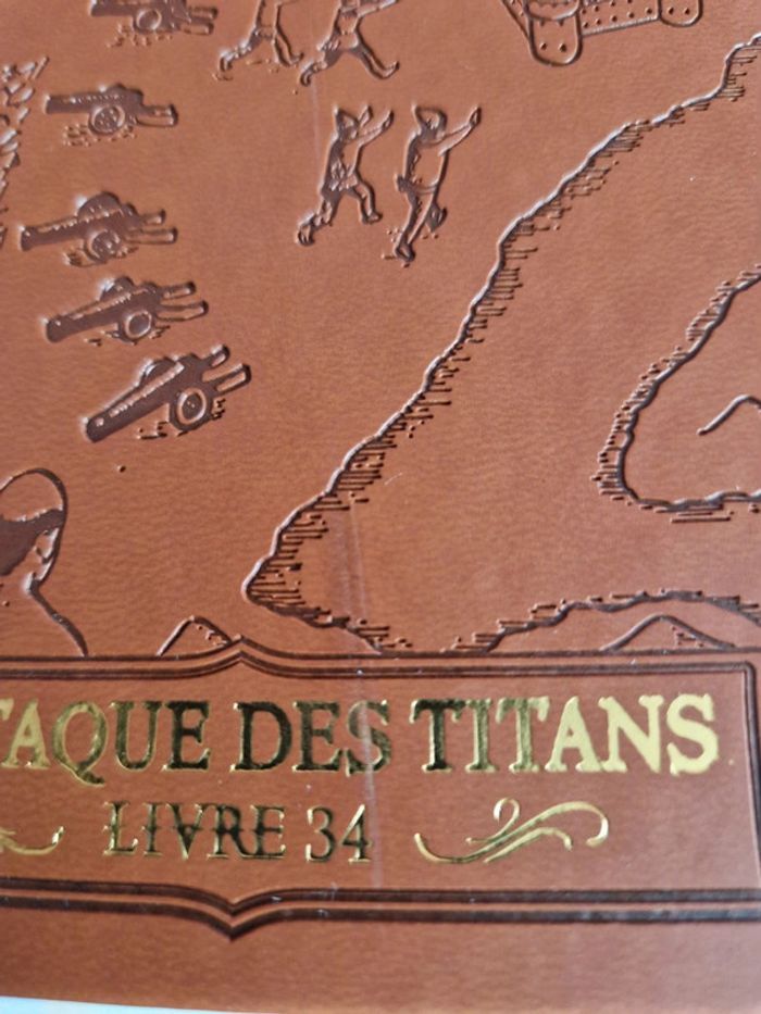 Lot de manga l'attaque des titans - photo numéro 9