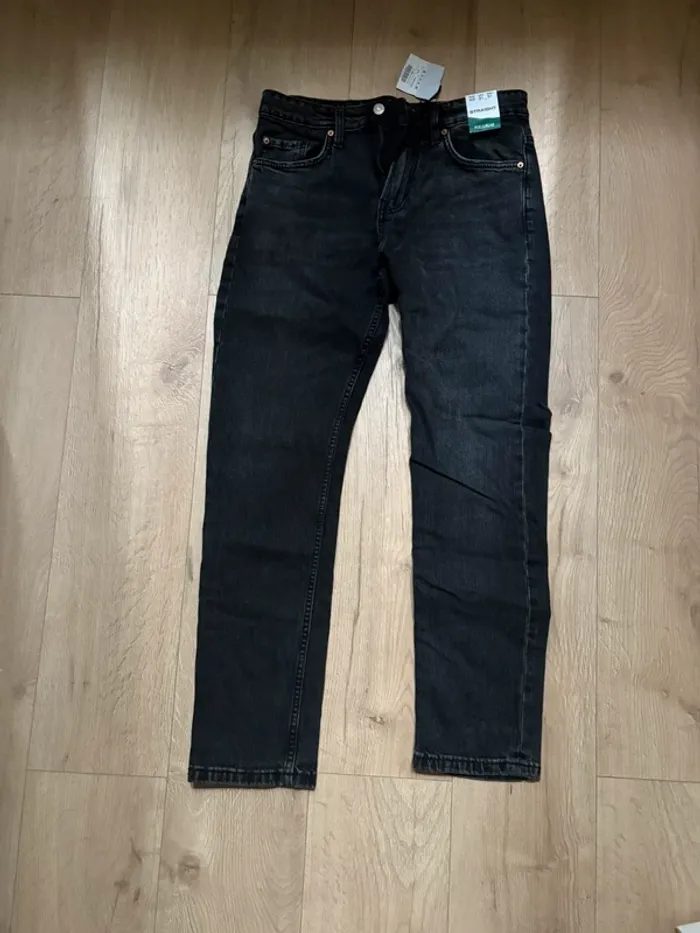 Jean noir droit pull &bear