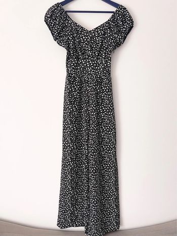 Magnifique combinaison longue noire et blanche Kiabi taille 34 avec petites manches ballon