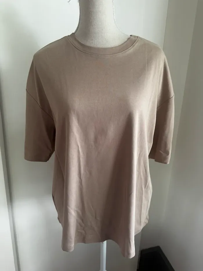 T-shirt Mango neuf avec étiquette - Taille M 🌸 - photo numéro 2