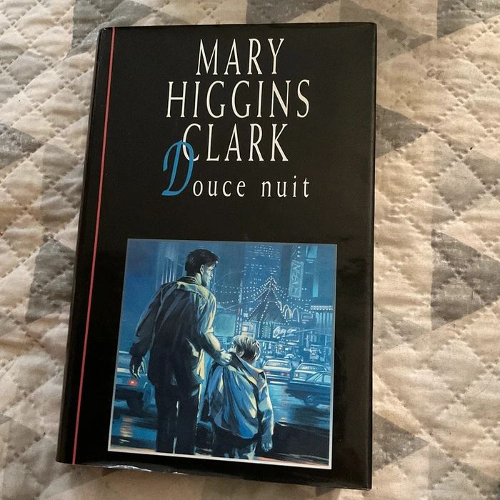 #douce nuit Marie Higgins Clark - photo numéro 2