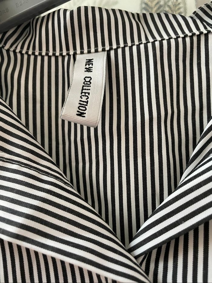 Chemise à rayures avec une petite ceinture en tissu - photo numéro 3