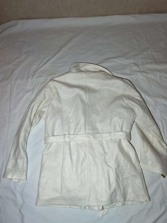Veste blanche - photo numéro 11