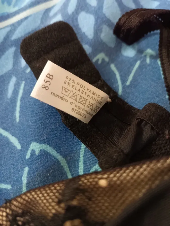 Sous vêtements 85 b - photo numéro 2