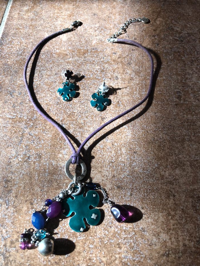 Parure collier et boucles d’oreille Ikita